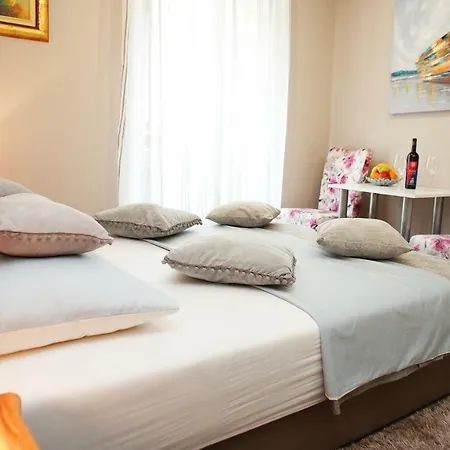 Apartment Old Town *